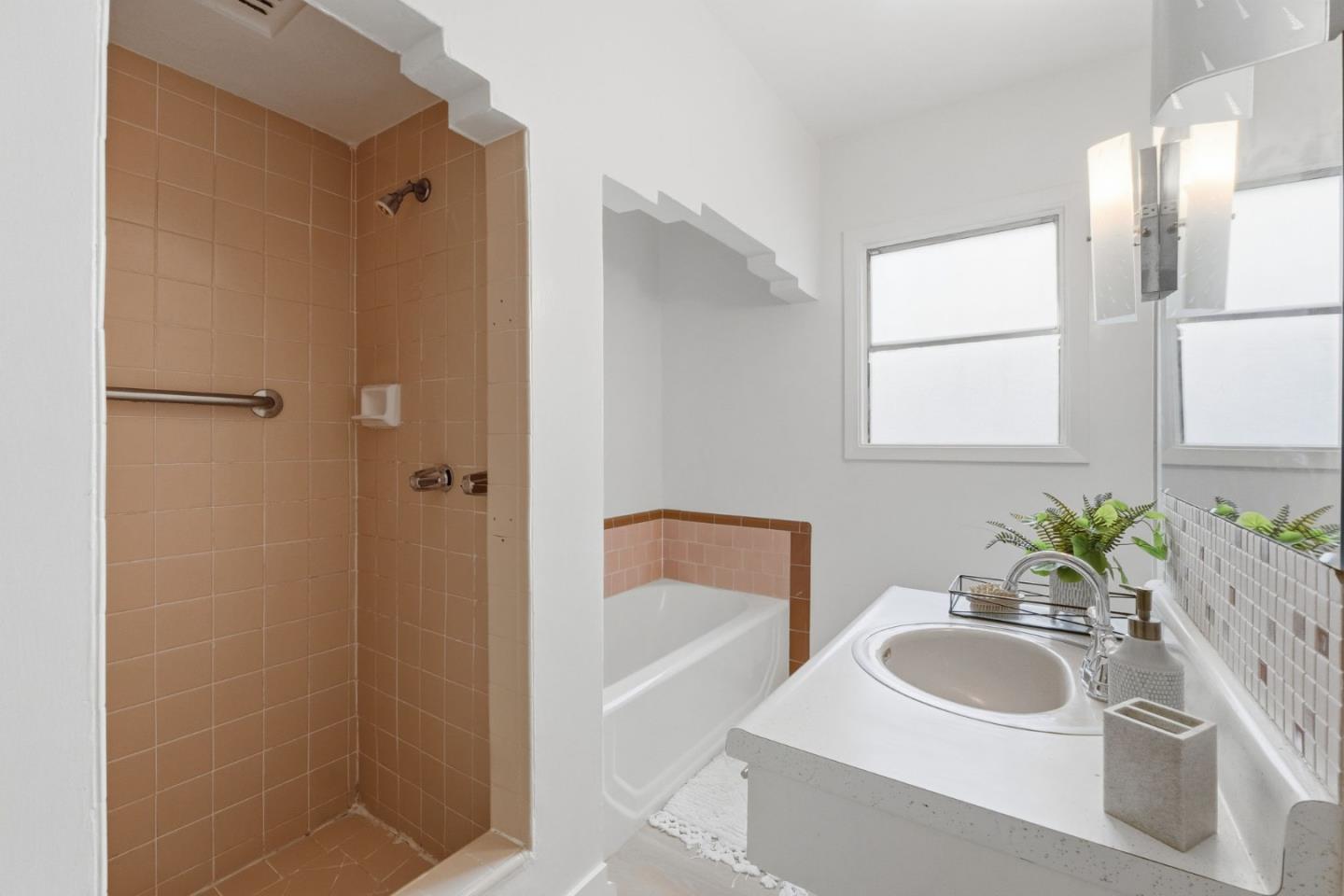 760 North 6th Street