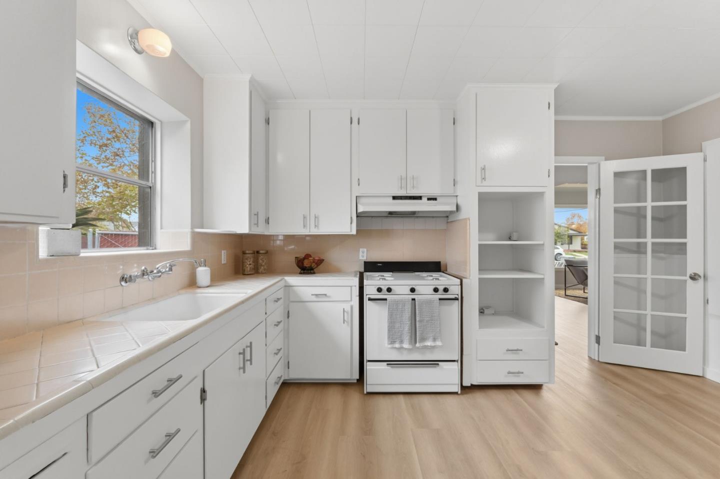 760 North 6th Street