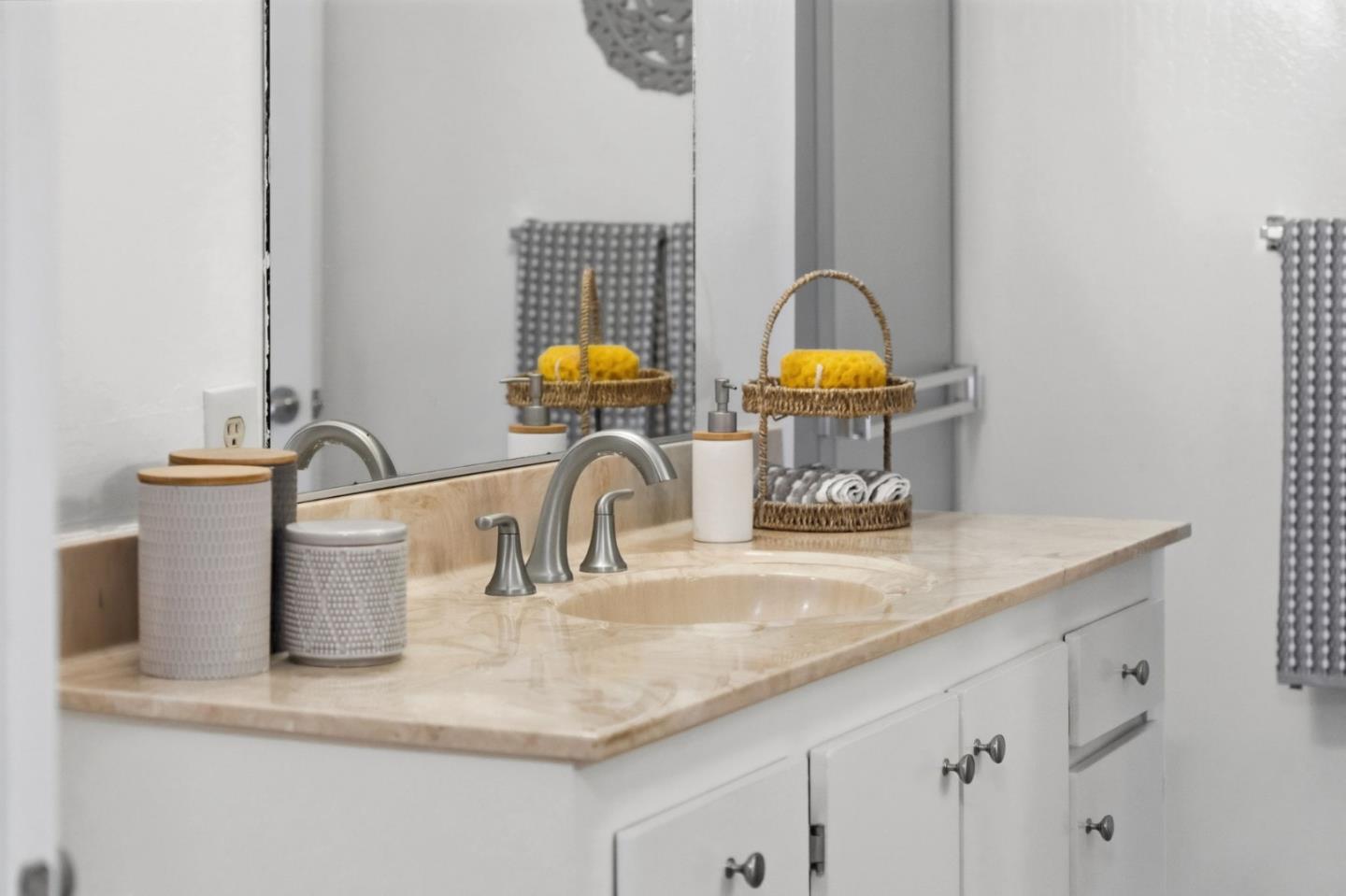 10969 Northshore Square