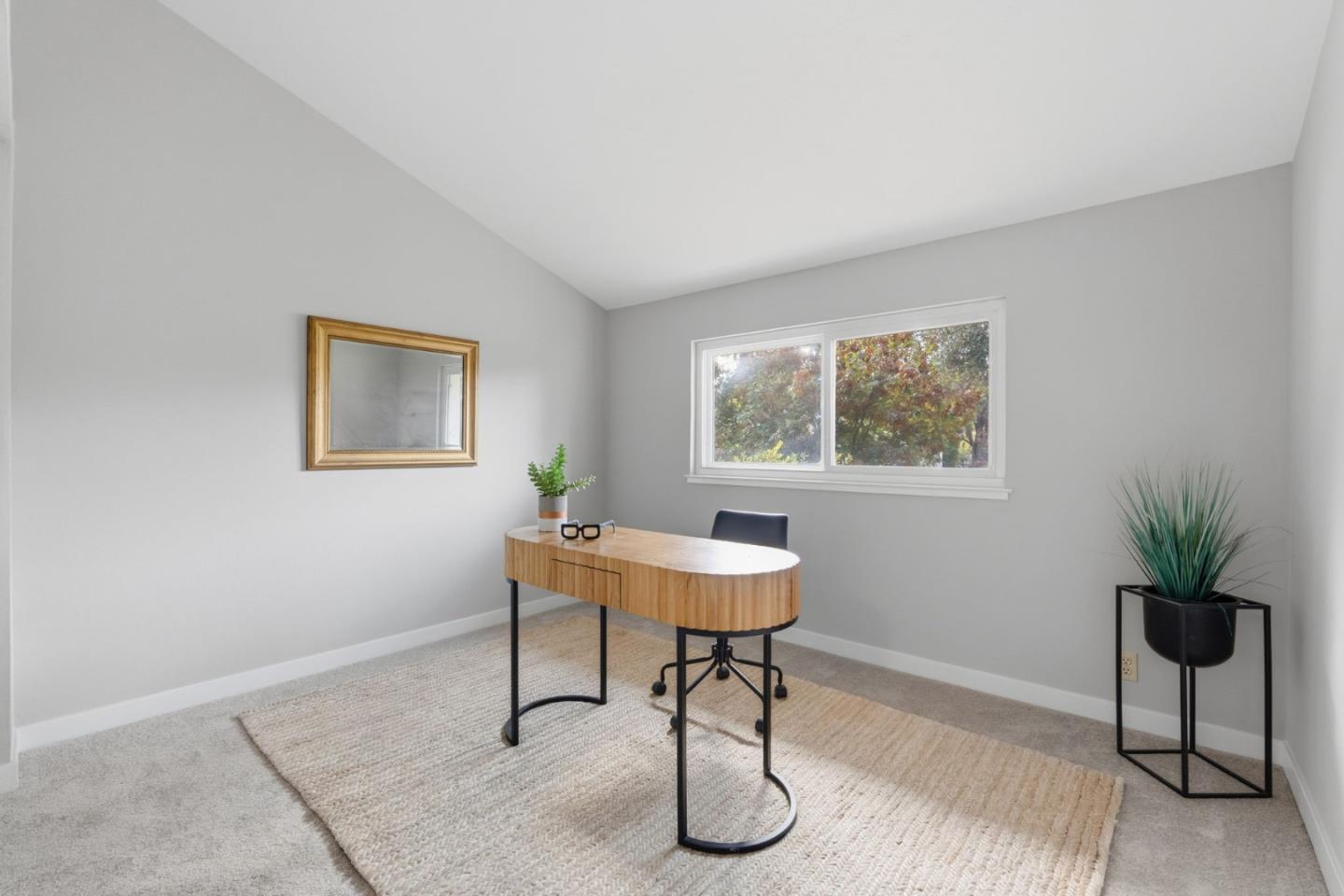 10969 Northshore Square