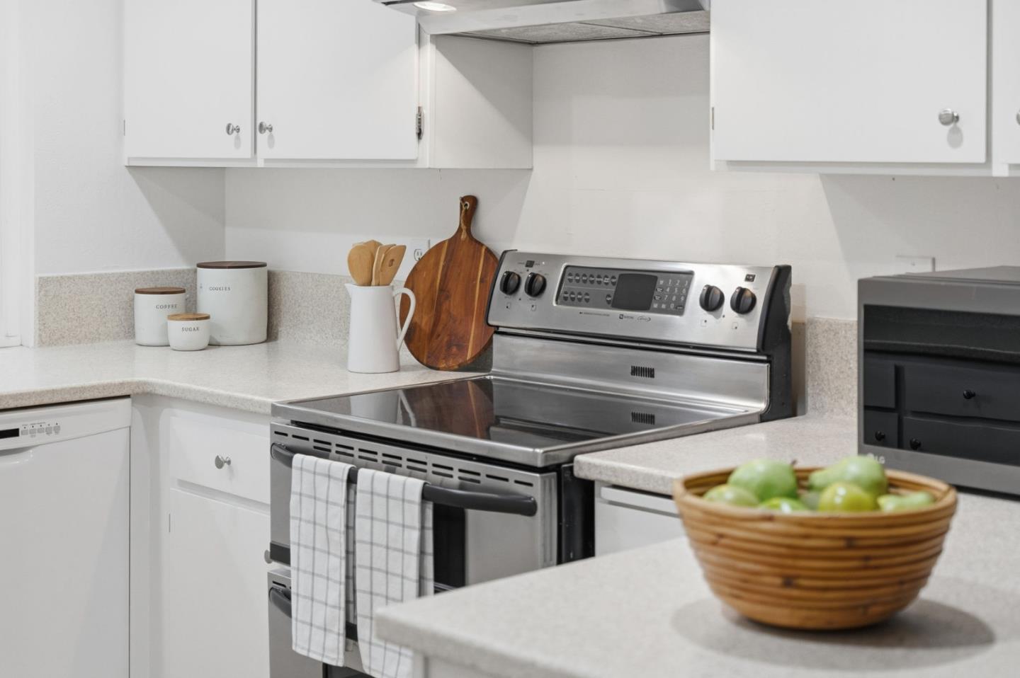 10969 Northshore Square