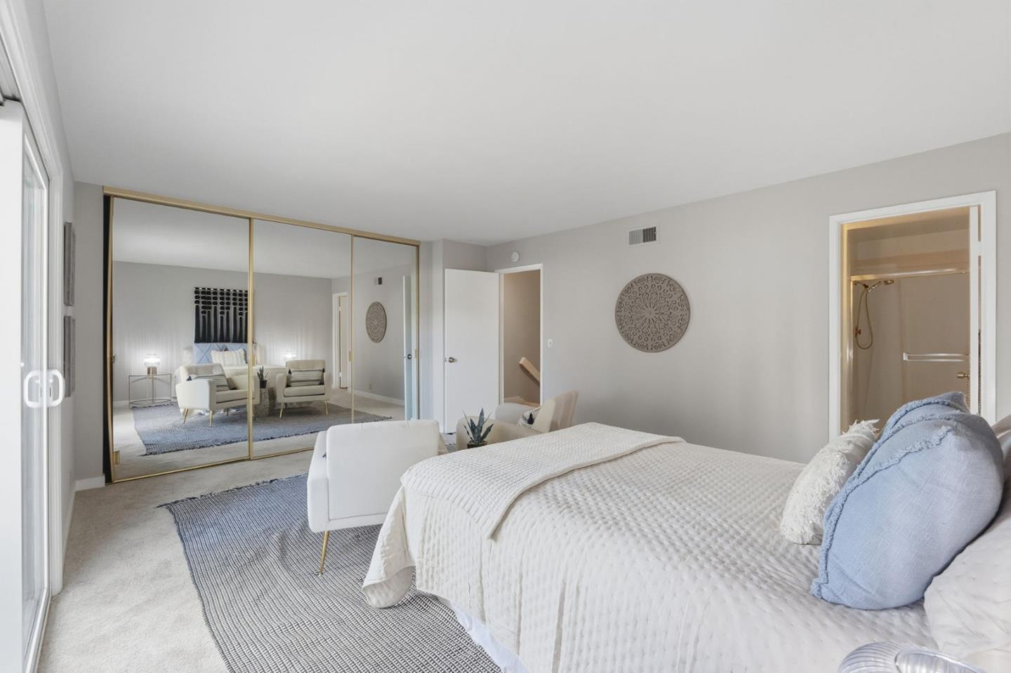 10969 Northshore Square