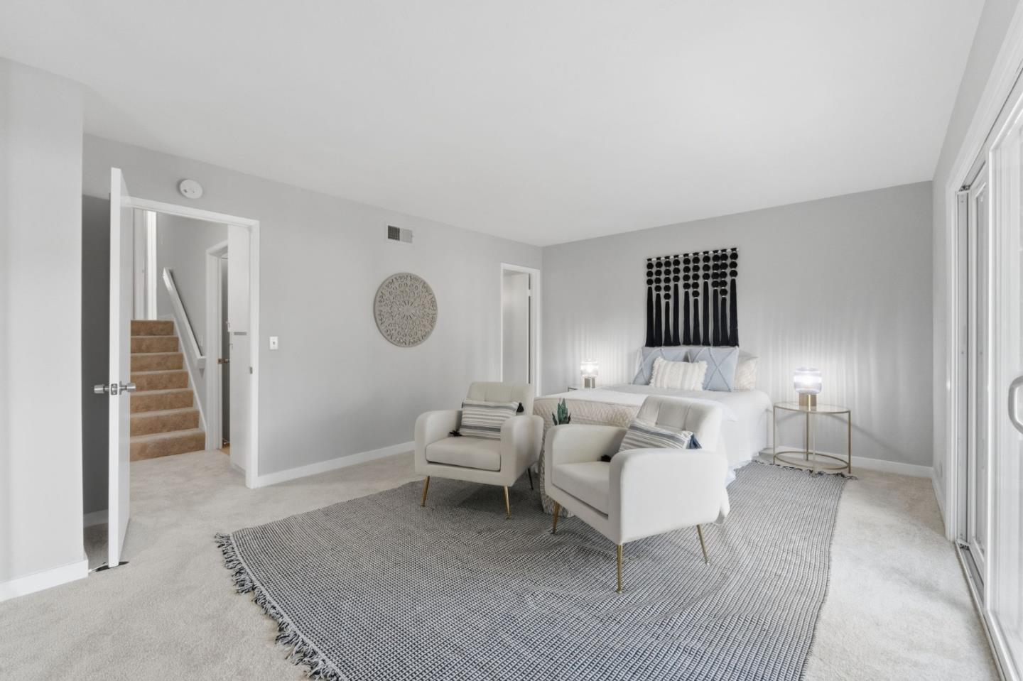 10969 Northshore Square