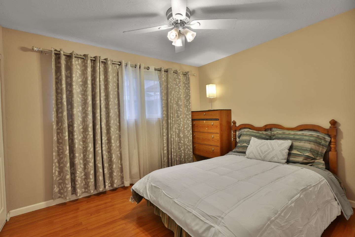 5480 Tradewinds Walkway 1