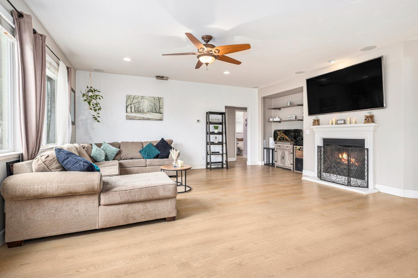 130 Ridge Crest Court