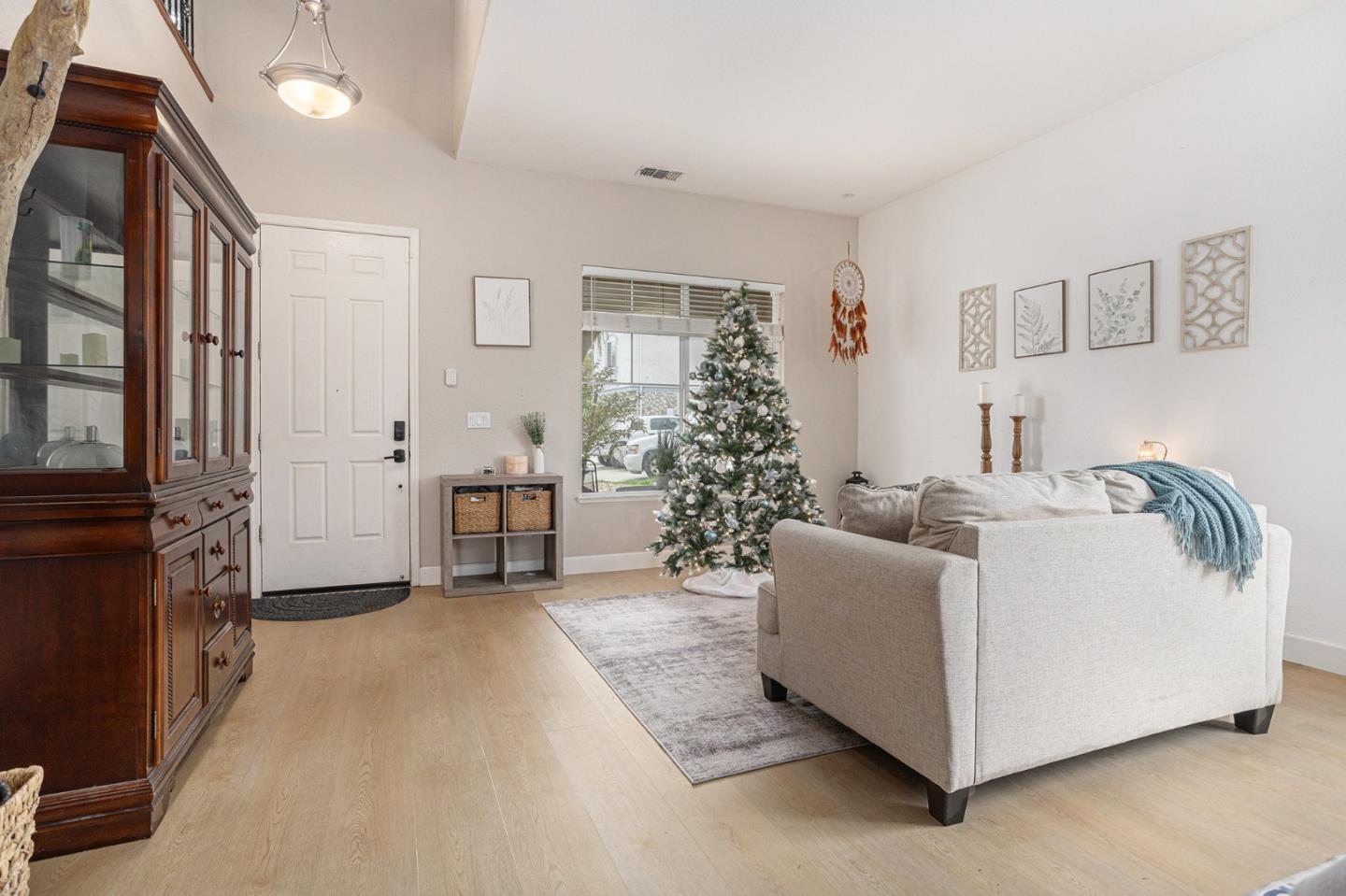 130 Ridge Crest Court