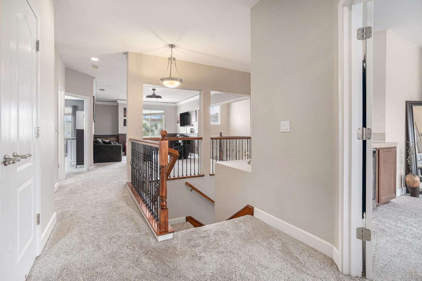 130 Ridge Crest Court