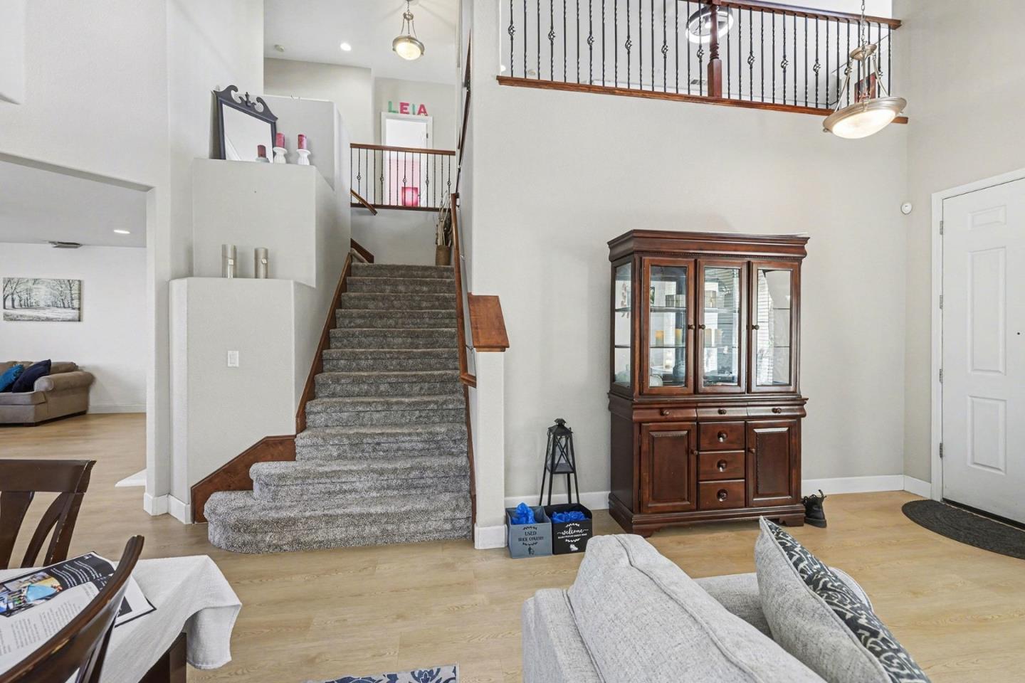 130 Ridge Crest Court