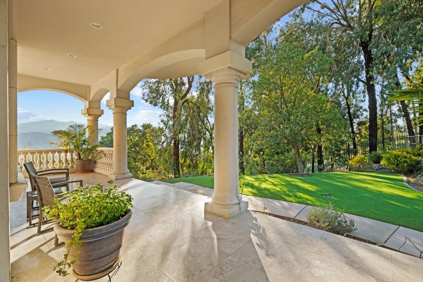 20750 Lost Ranch Road