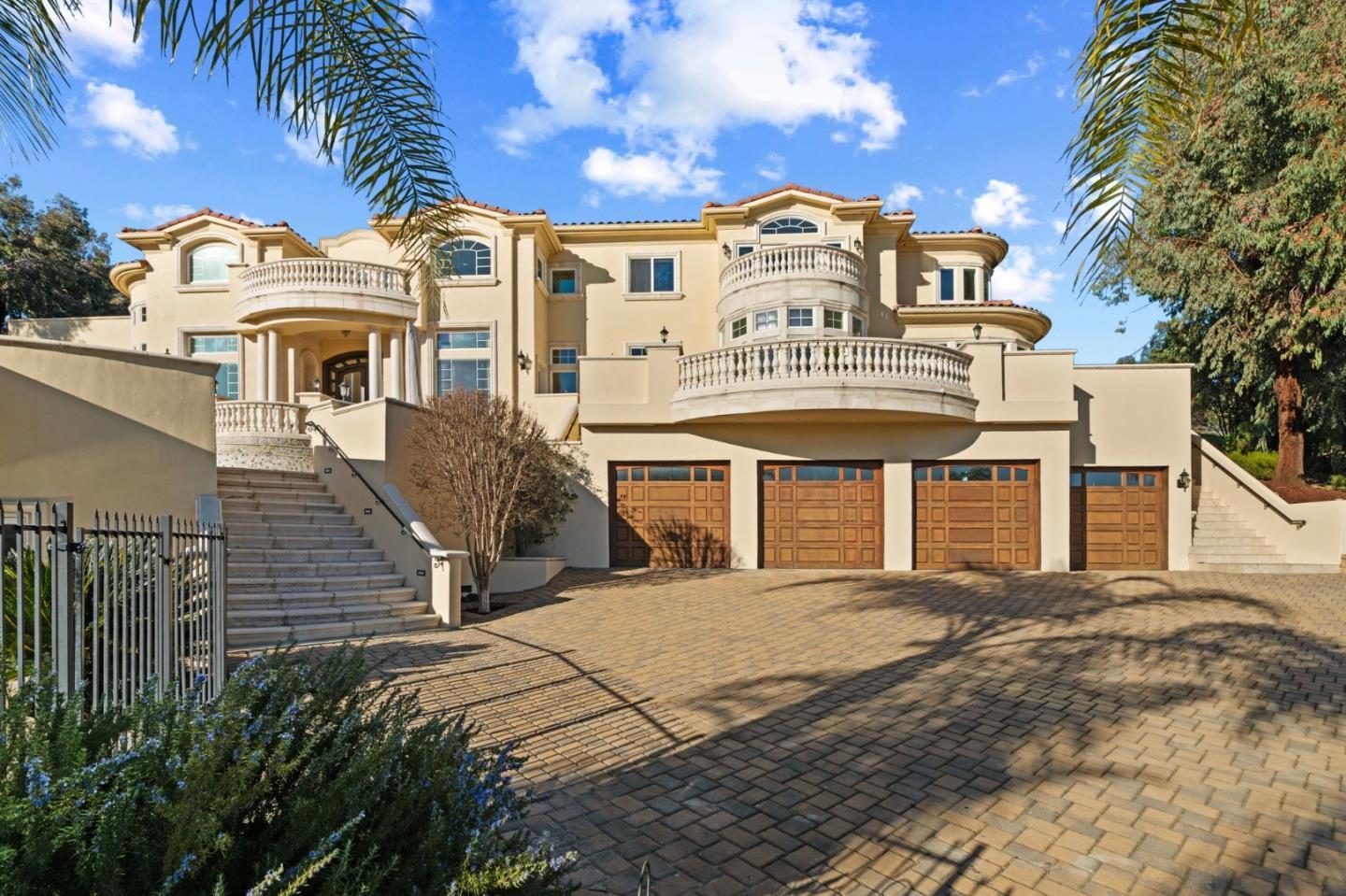 20750 Lost Ranch Road