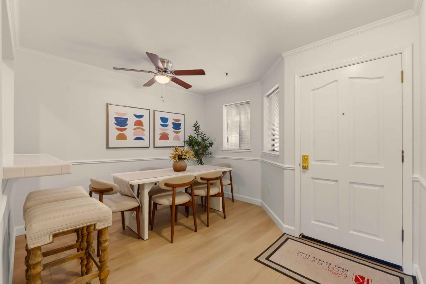 576 West Parr Avenue 3