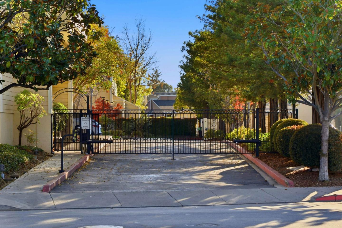 576 West Parr Avenue 3