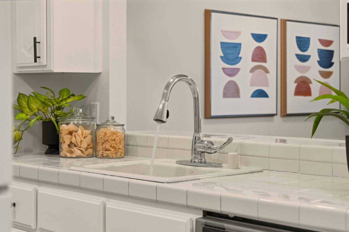 576 West Parr Avenue 3