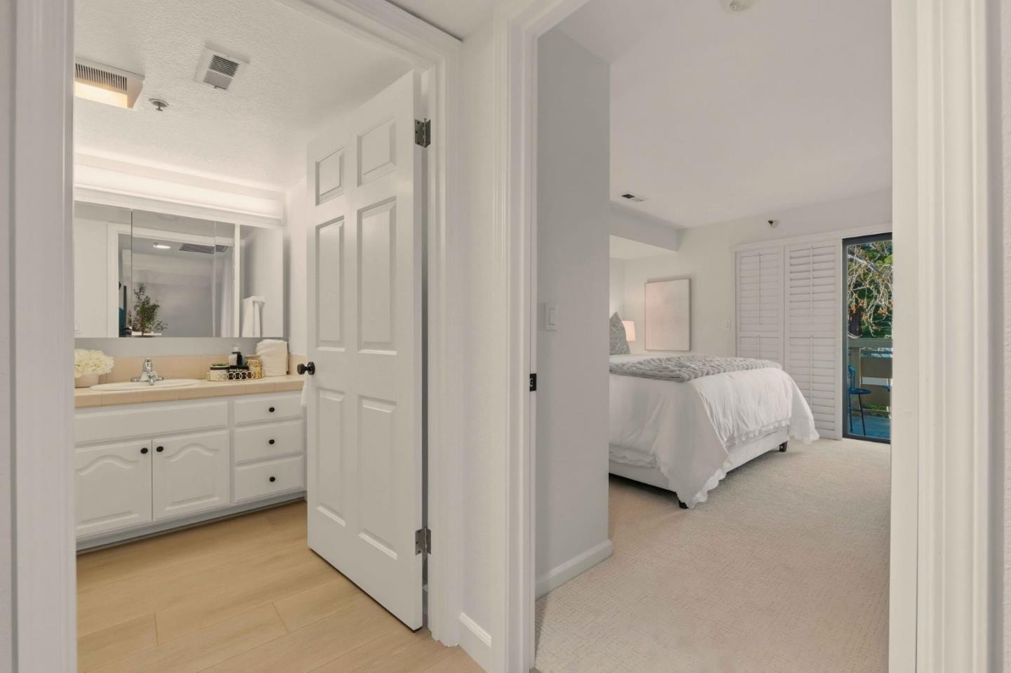 576 West Parr Avenue 3