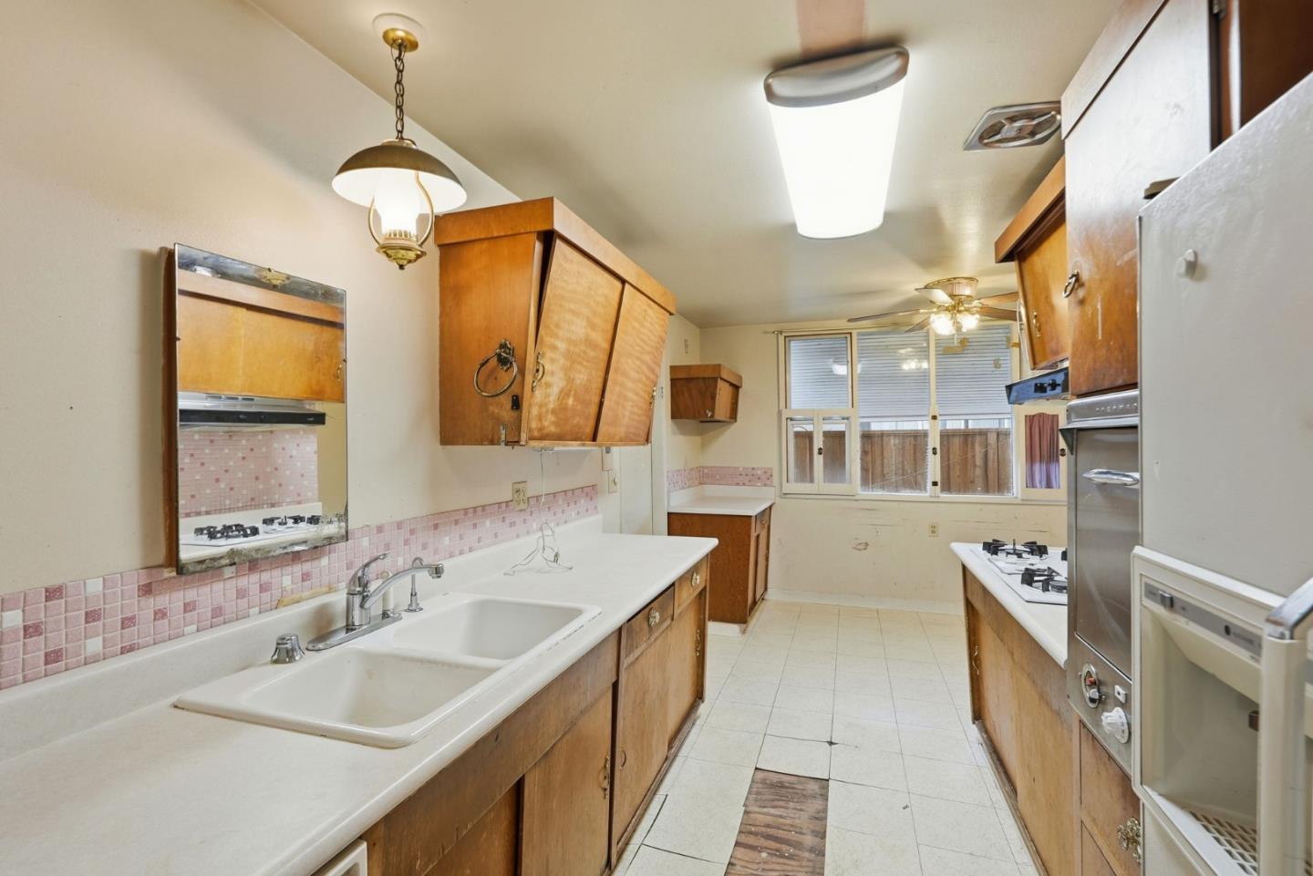 31047 Brae Burn Avenue