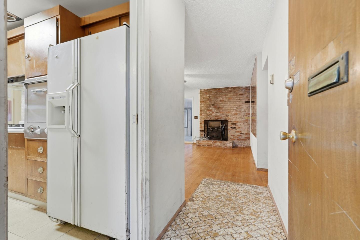 31047 Brae Burn Avenue