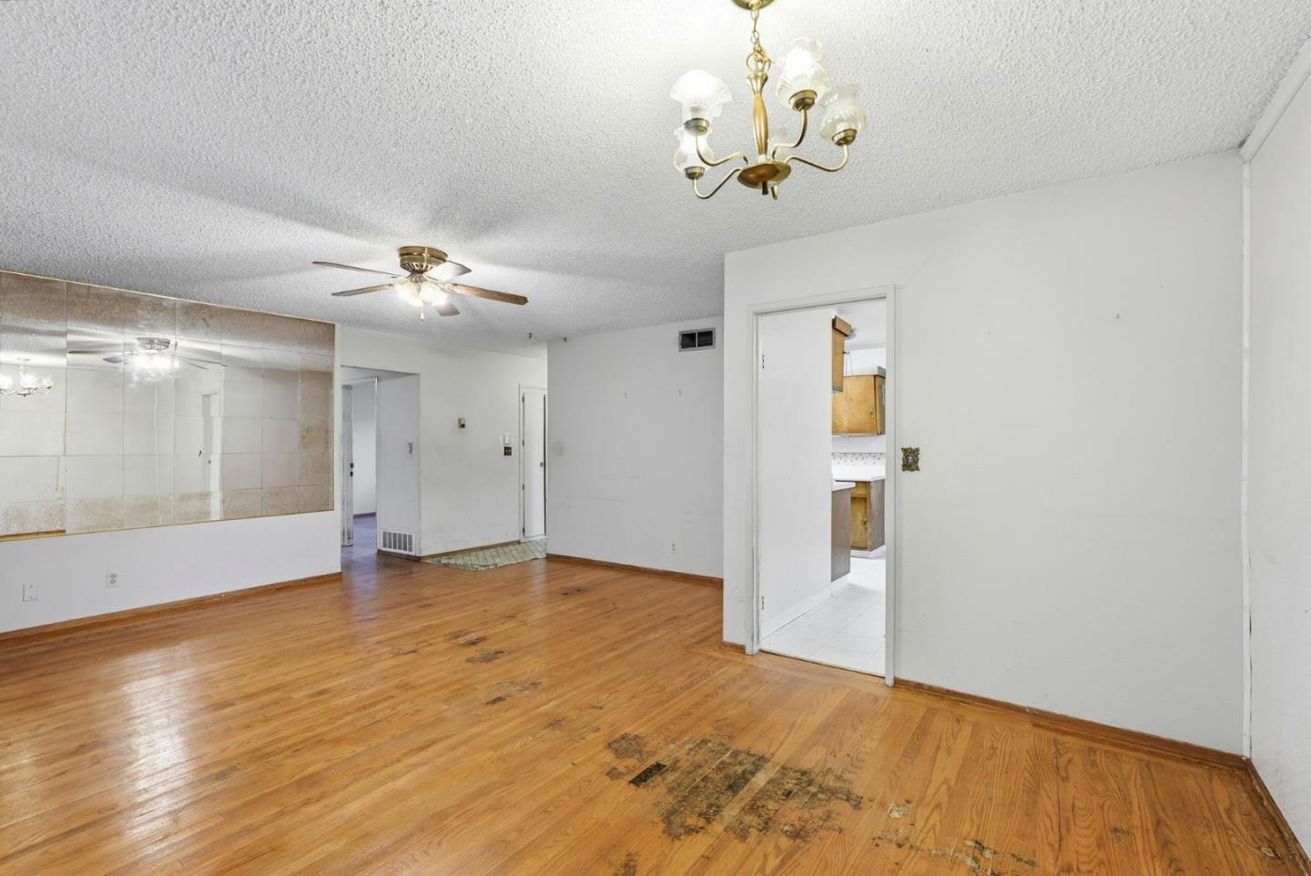 31047 Brae Burn Avenue