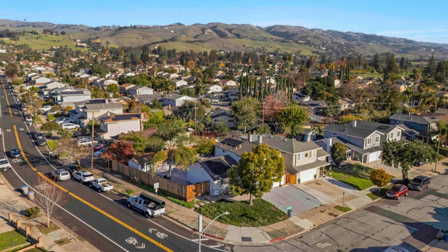 1702 Mount Rushmore Drive