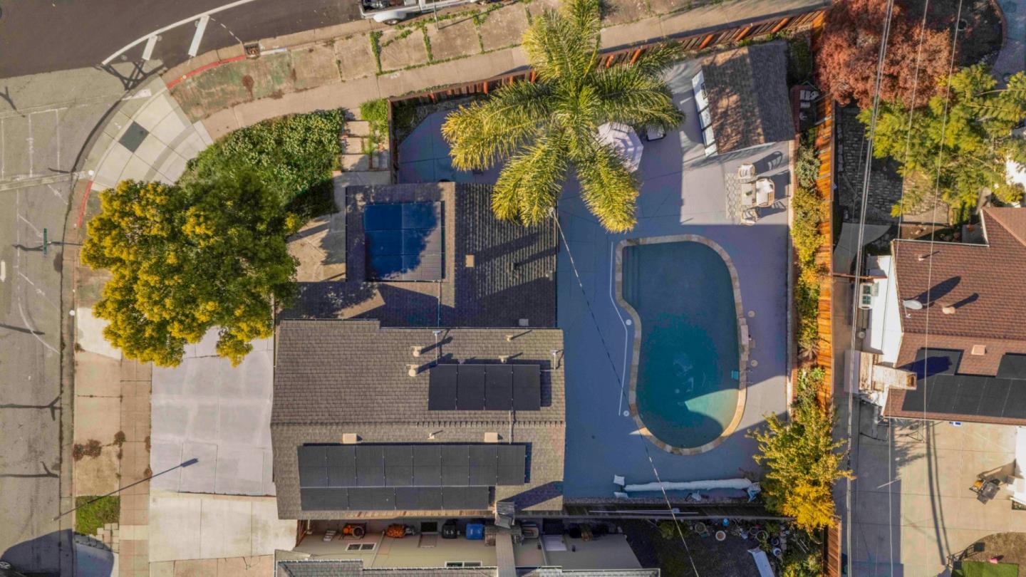 1702 Mount Rushmore Drive