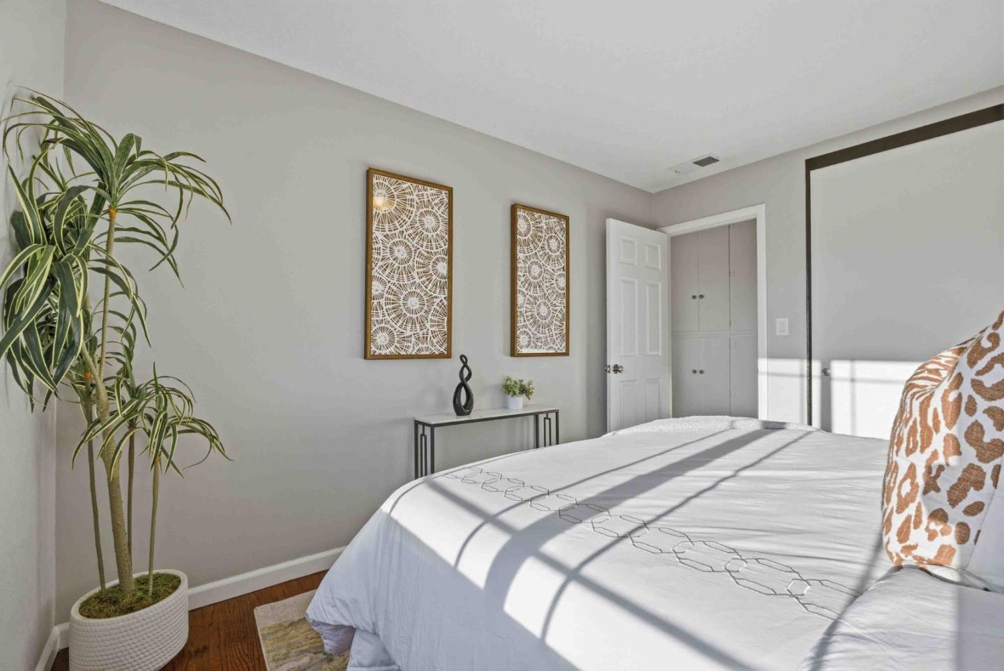 1702 Mount Rushmore Drive