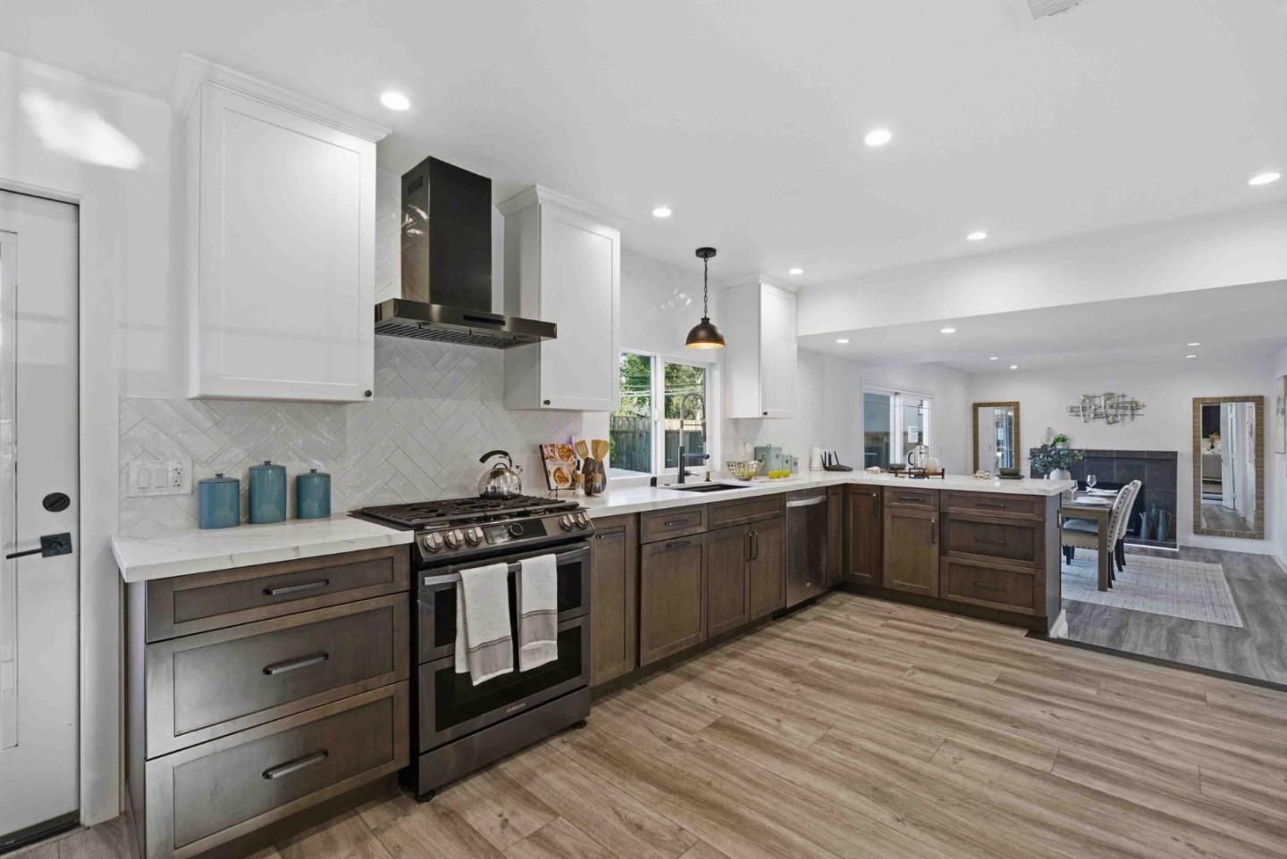 1702 Mount Rushmore Drive