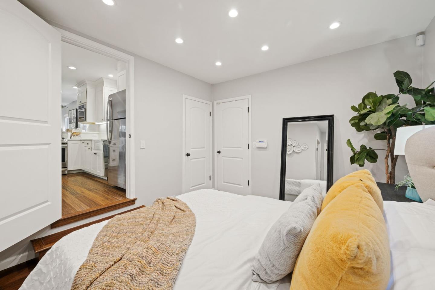 920 West Julian Street