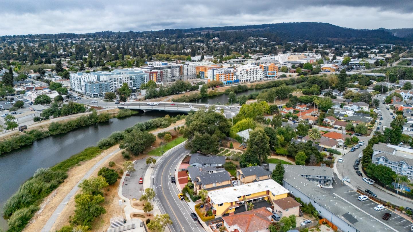 238 San Lorenzo Boulevard