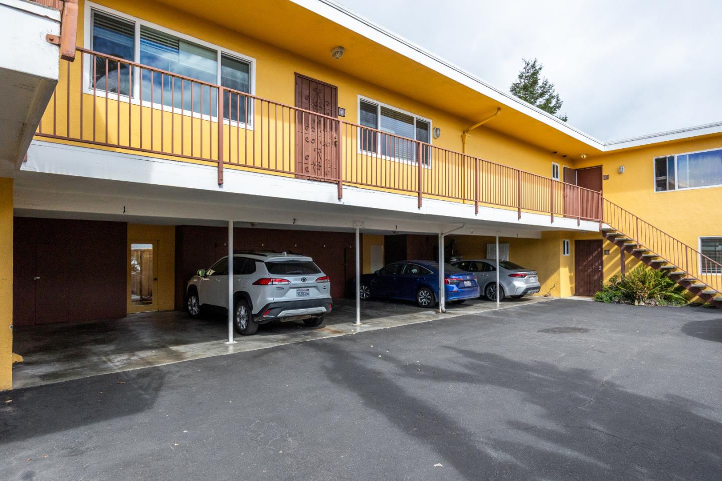 238 San Lorenzo Boulevard