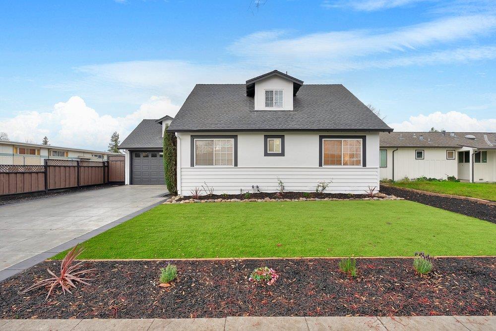 1202 Foxworthy Avenue