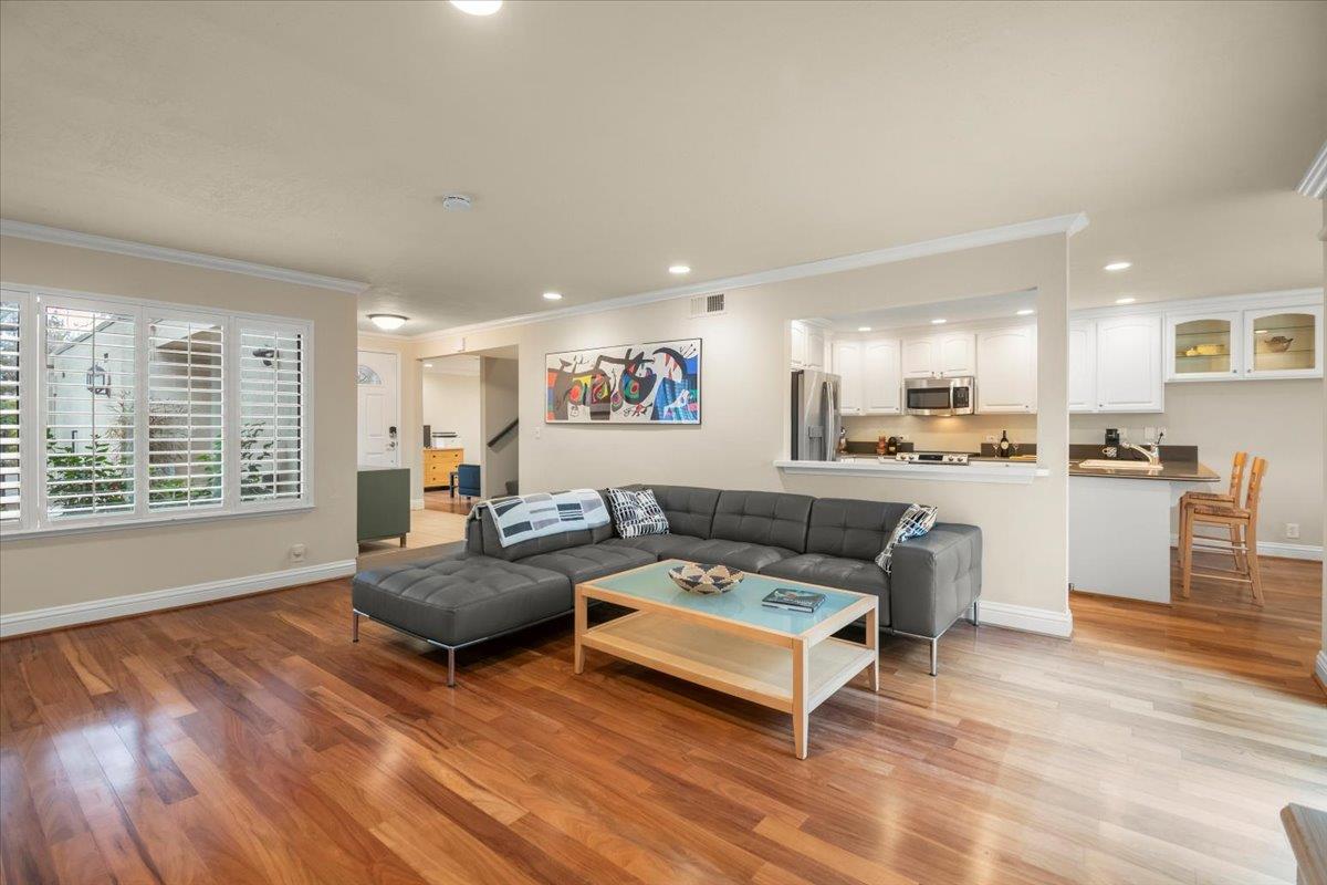 1563 Whiterock Circle