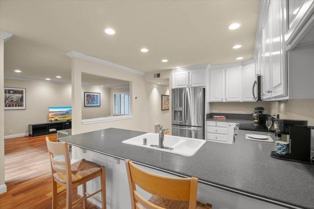 1563 Whiterock Circle