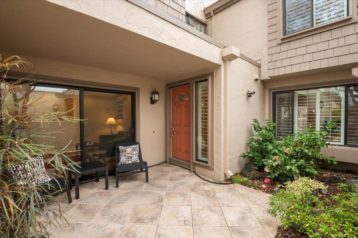 1563 Whiterock Circle