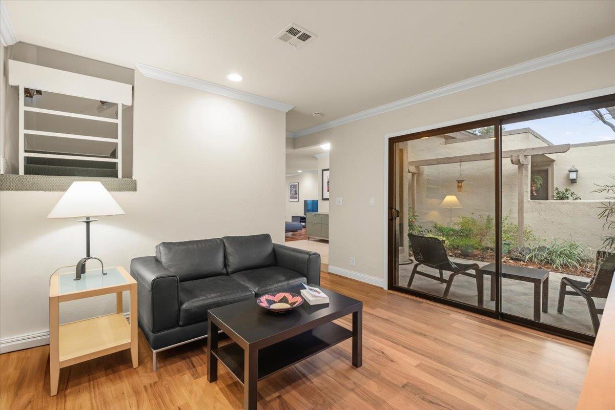 1563 Whiterock Circle