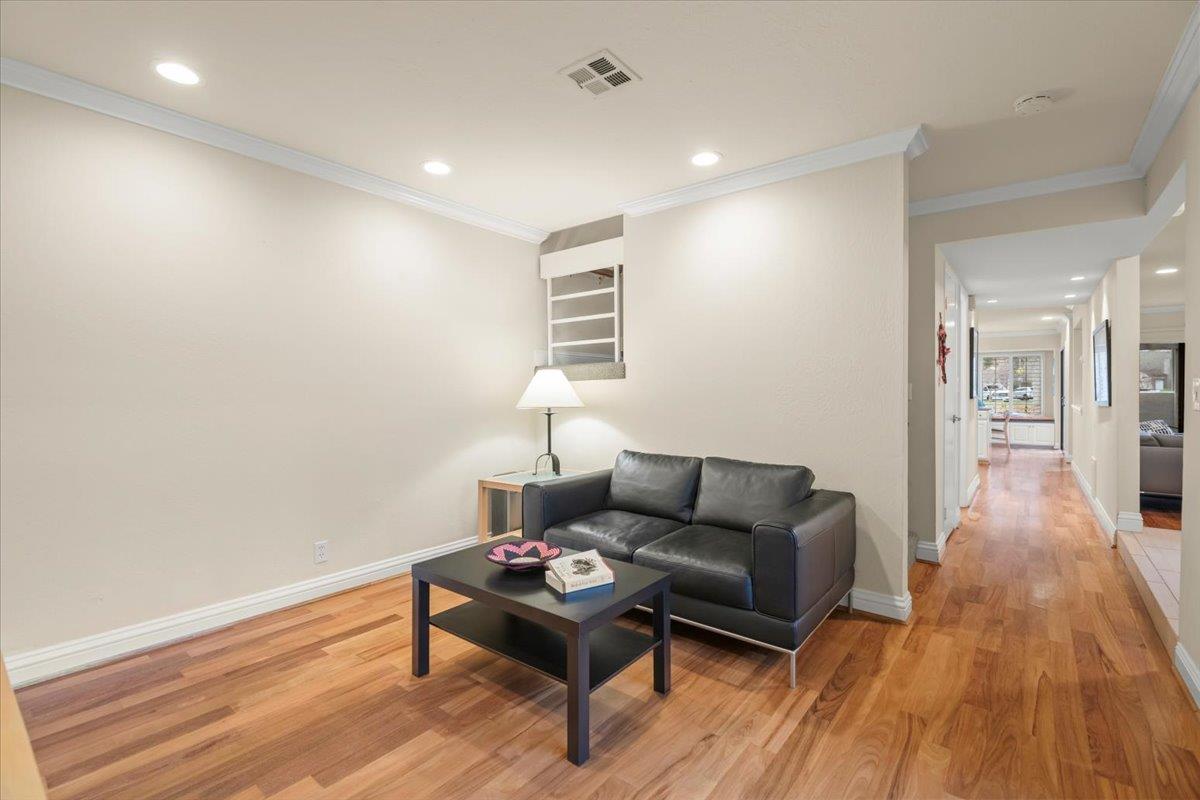 1563 Whiterock Circle