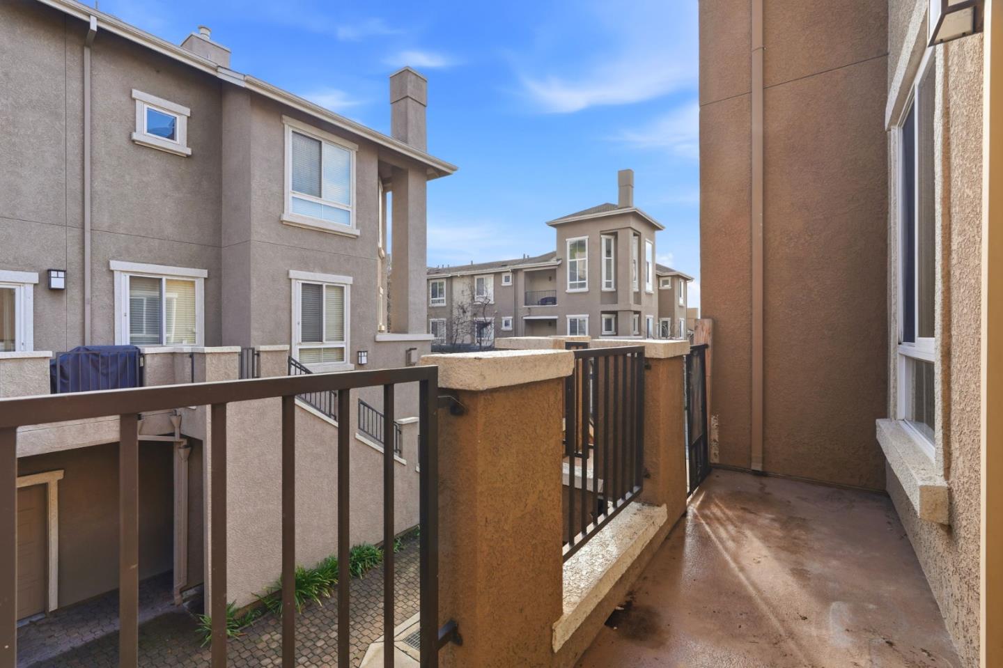 599 Marble Arch Avenue