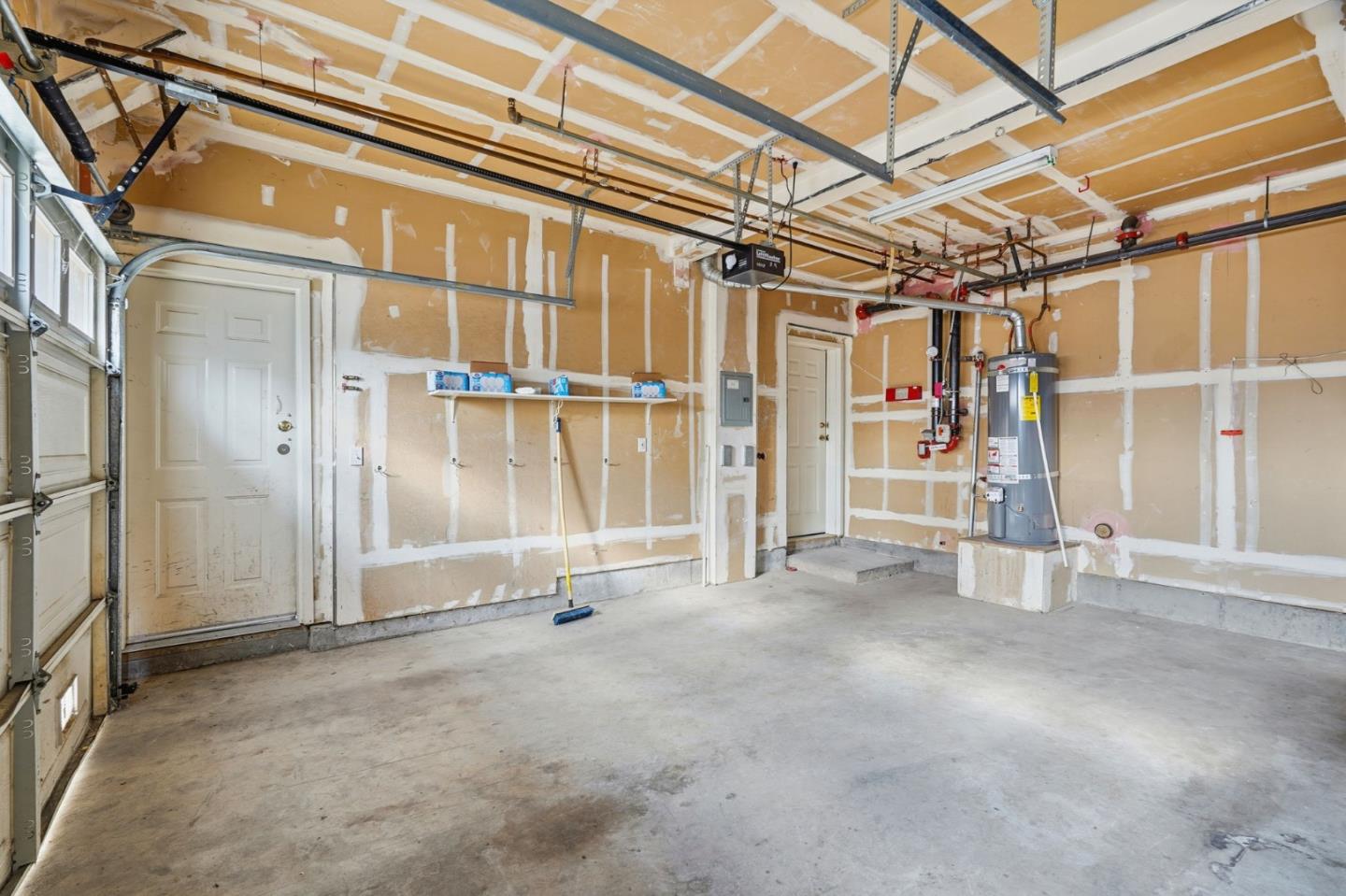 599 Marble Arch Avenue