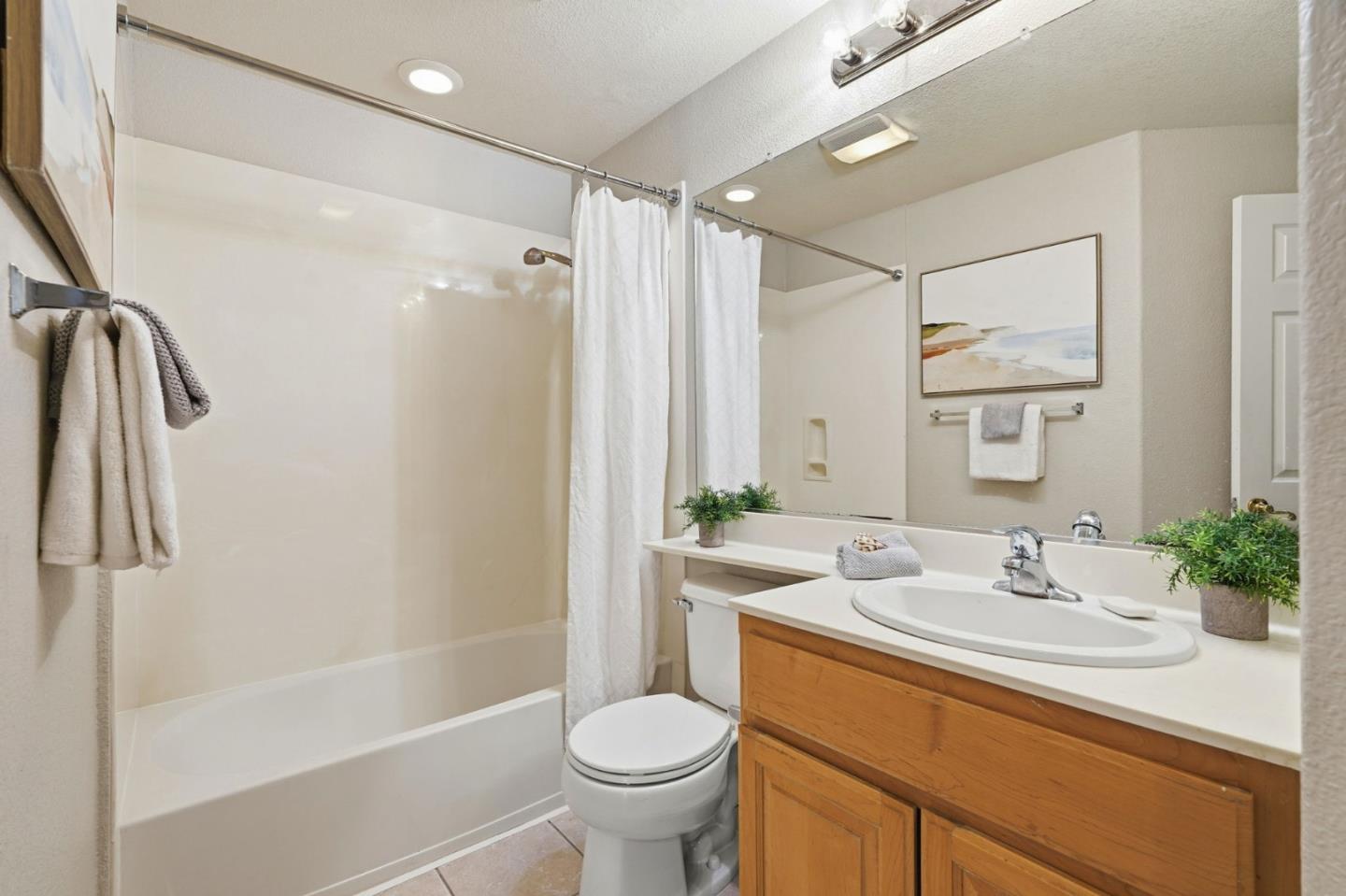 599 Marble Arch Avenue