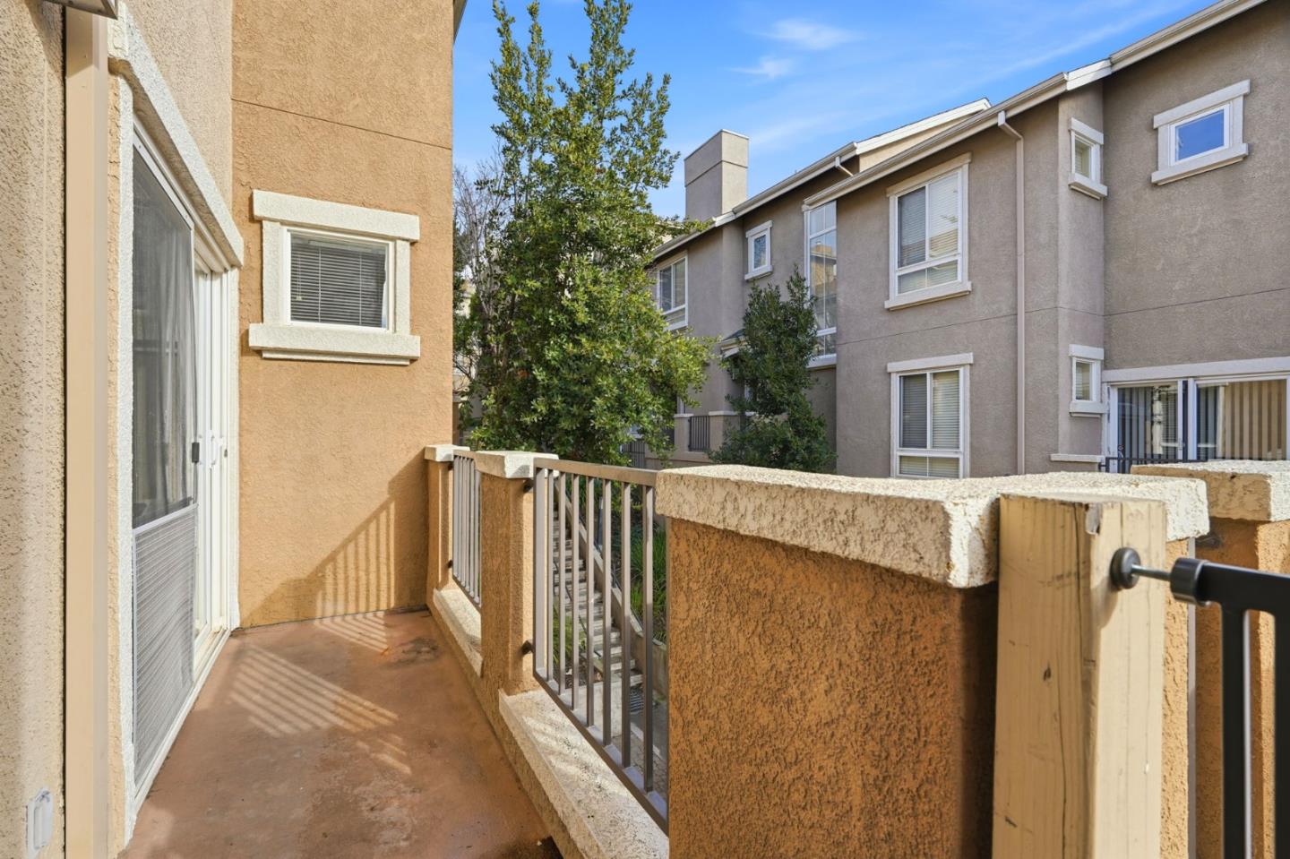 599 Marble Arch Avenue