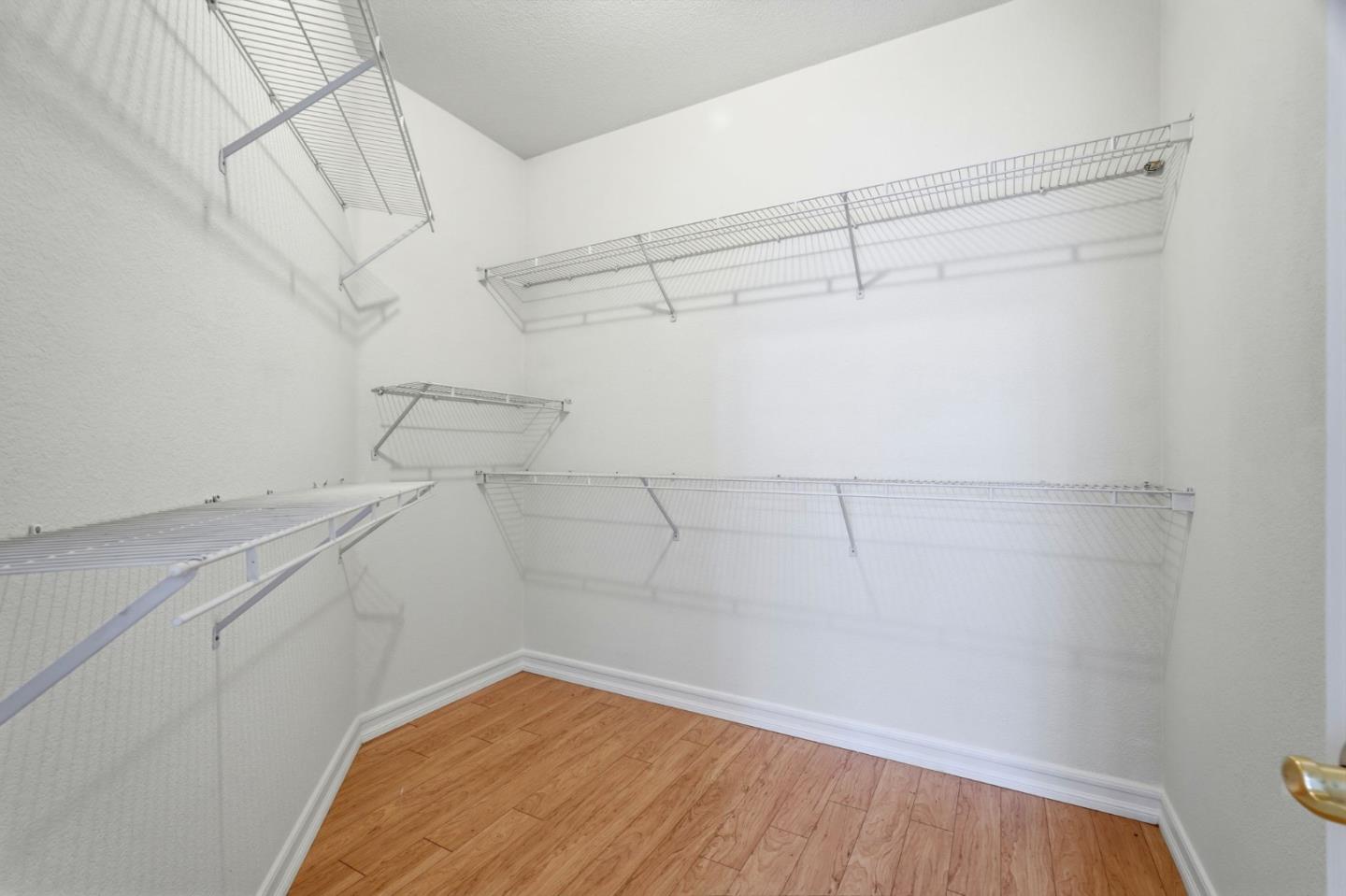 599 Marble Arch Avenue