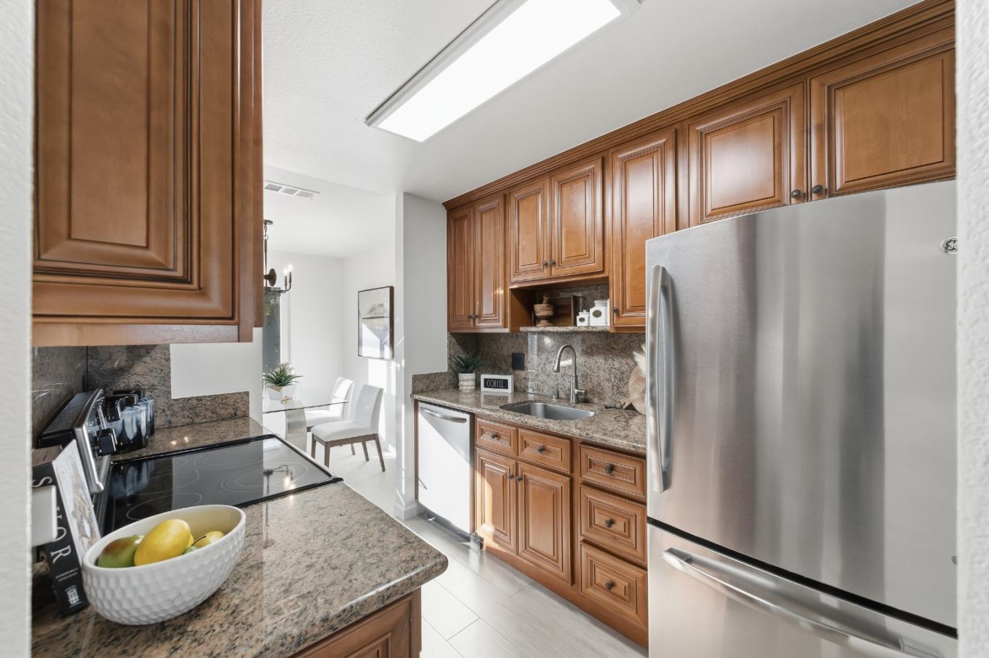 2265 Sun Glory Lane B