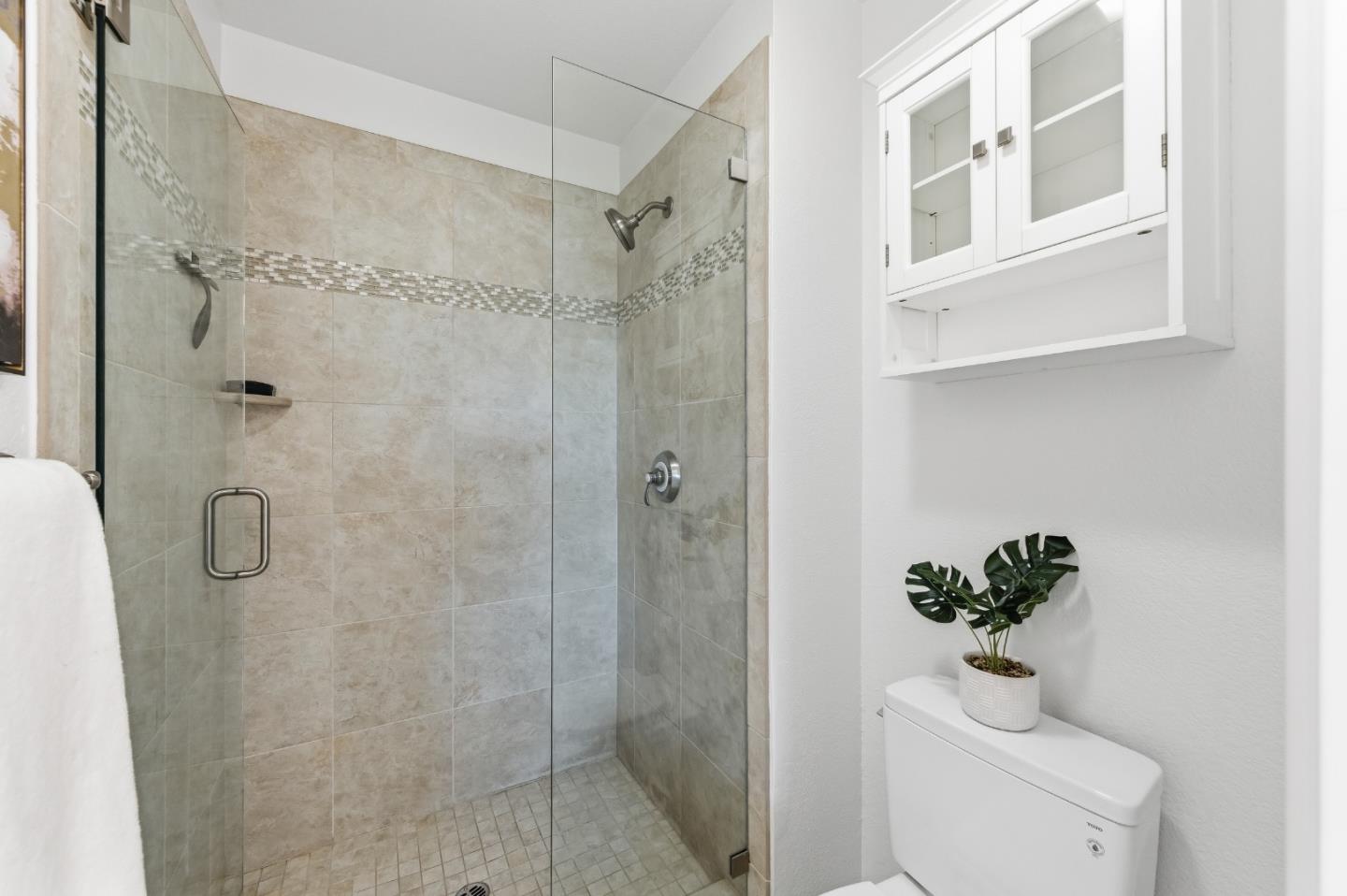 2265 Sun Glory Lane B