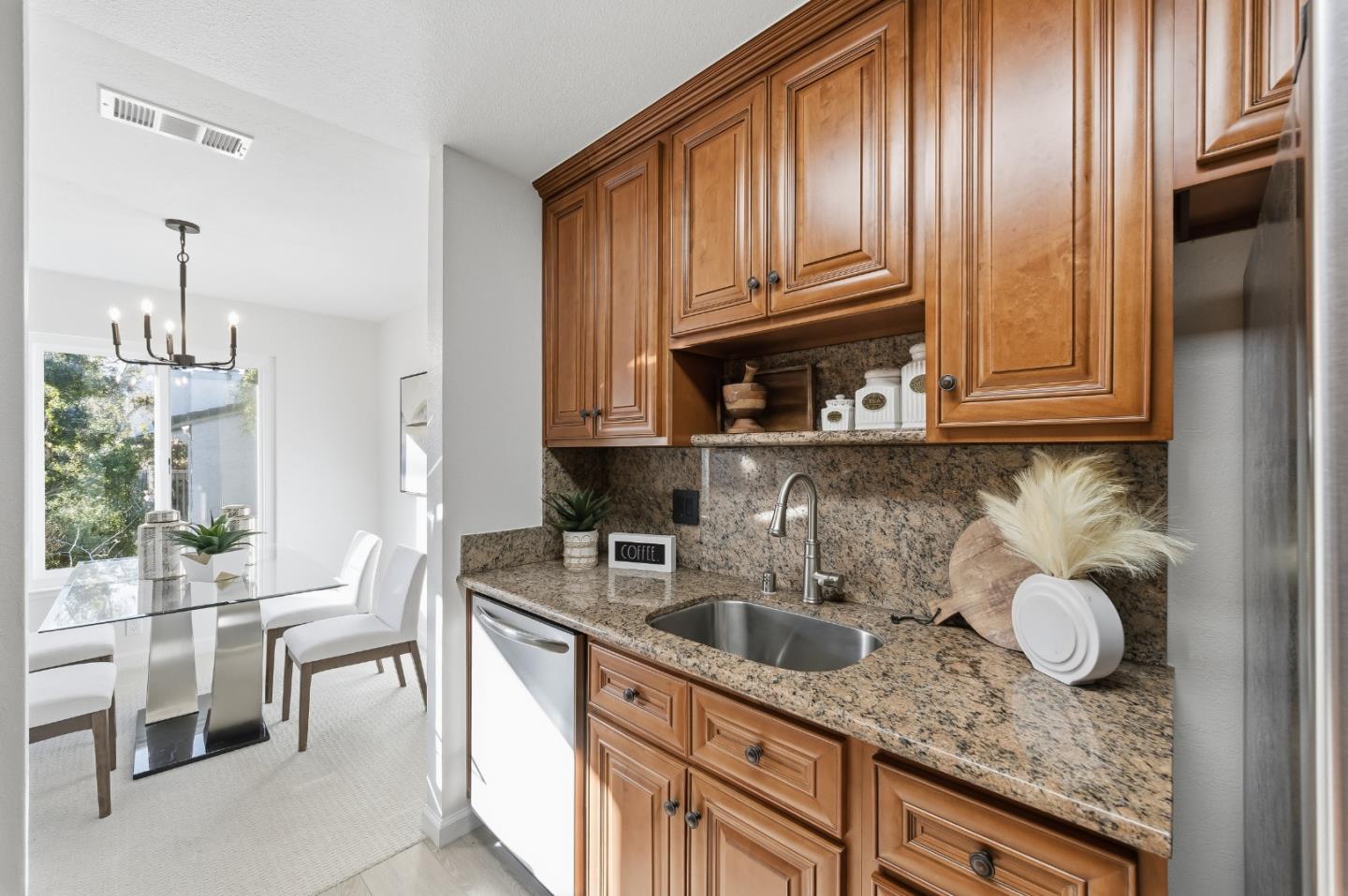 2265 Sun Glory Lane B