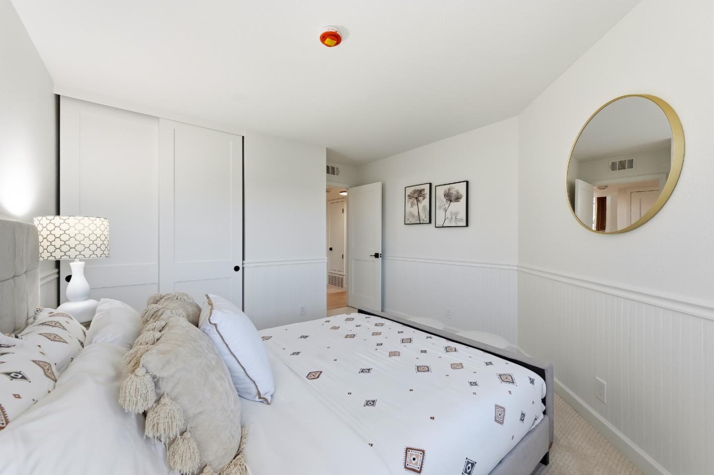 2265 Sun Glory Lane B