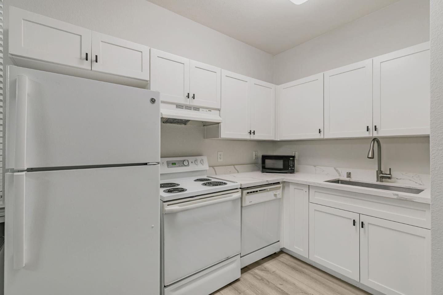 516 Martha Street 101