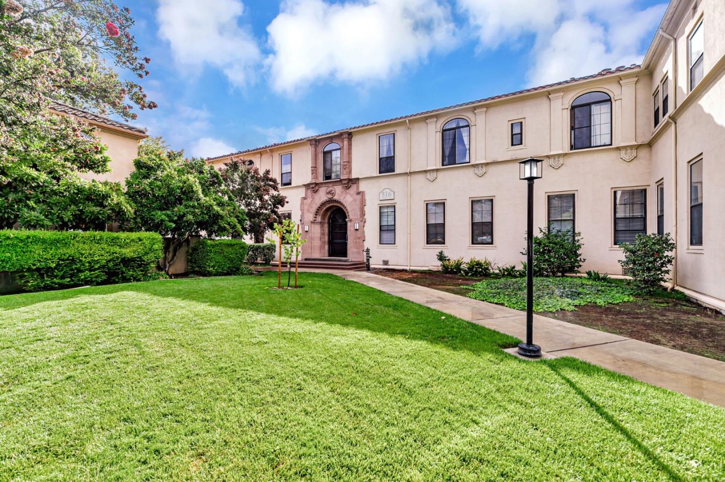 516 Martha Street 101