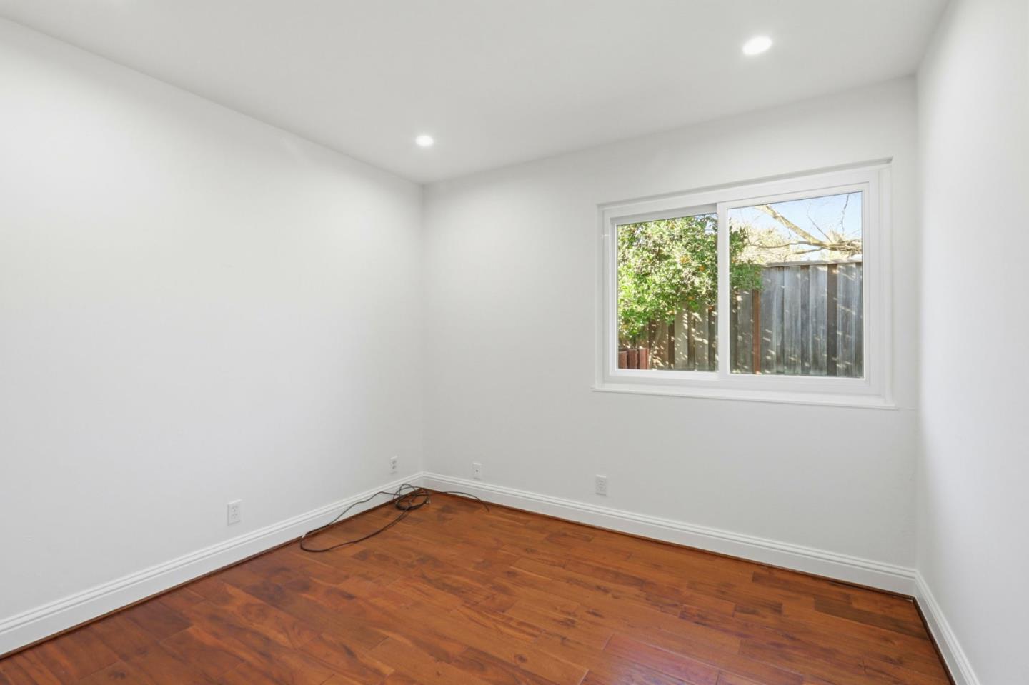 5341 Larch Grove Place