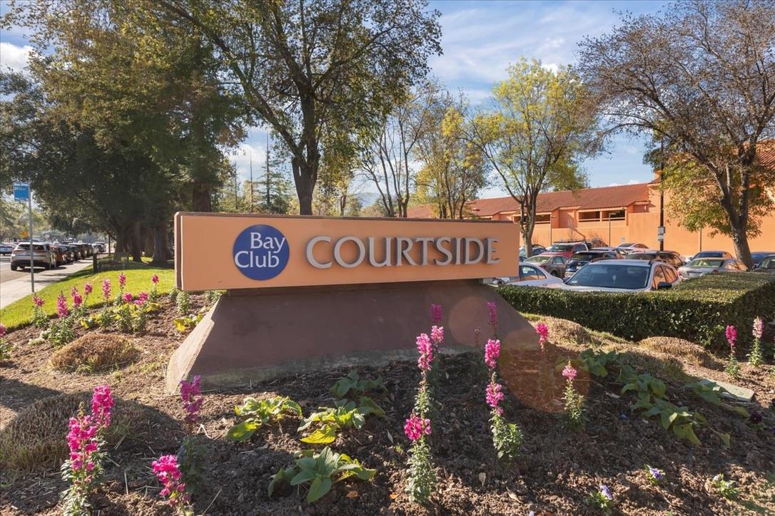 100 Strathmore Place