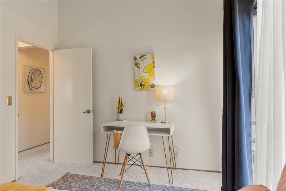 100 Strathmore Place