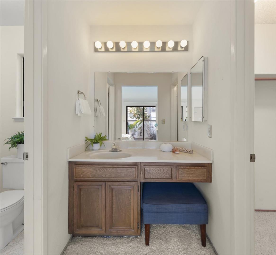 100 Strathmore Place