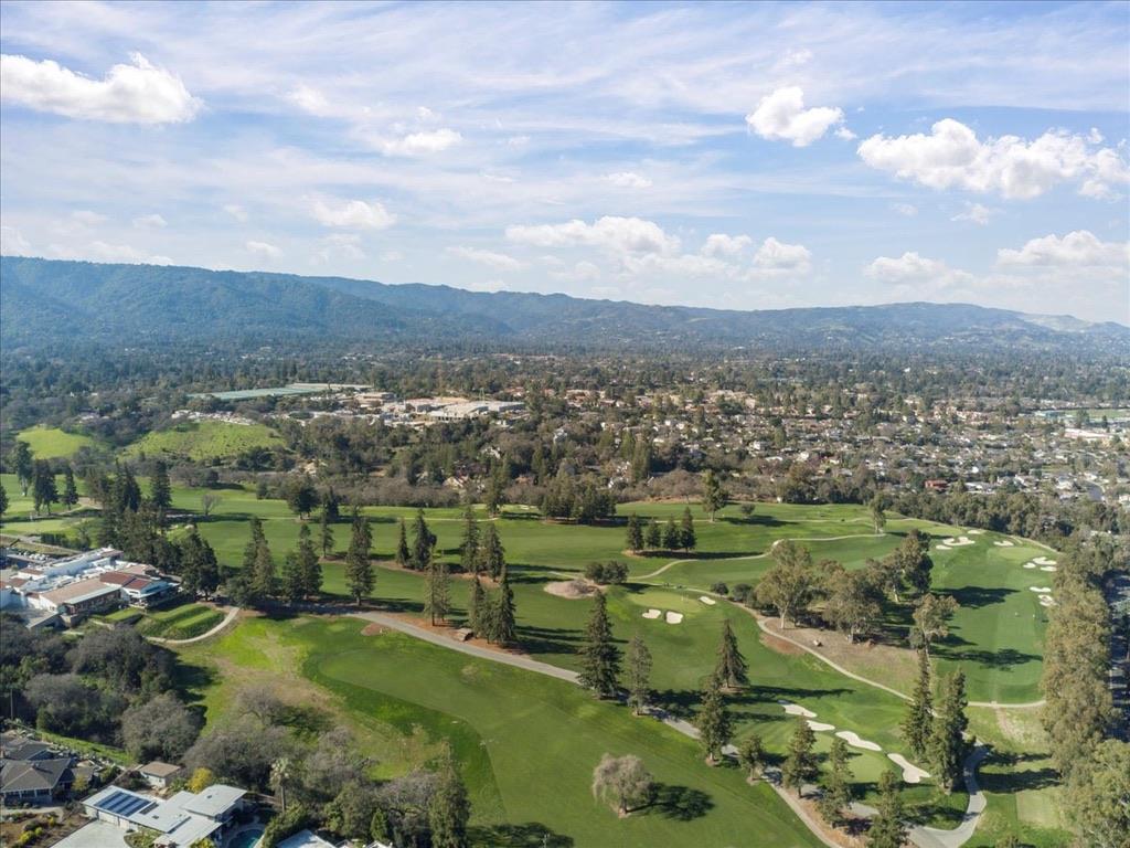 100 Strathmore Place